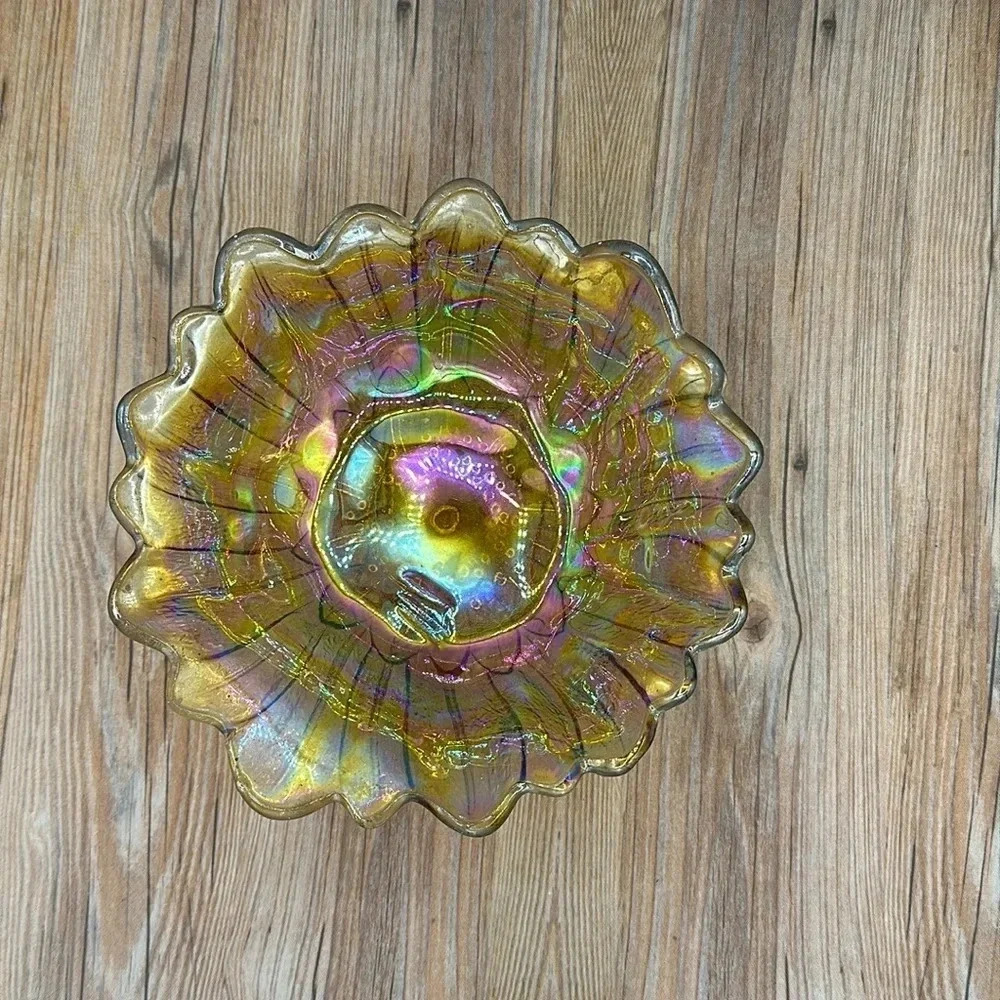 vintage iridescent gold carnival glass Marigold flower bowl